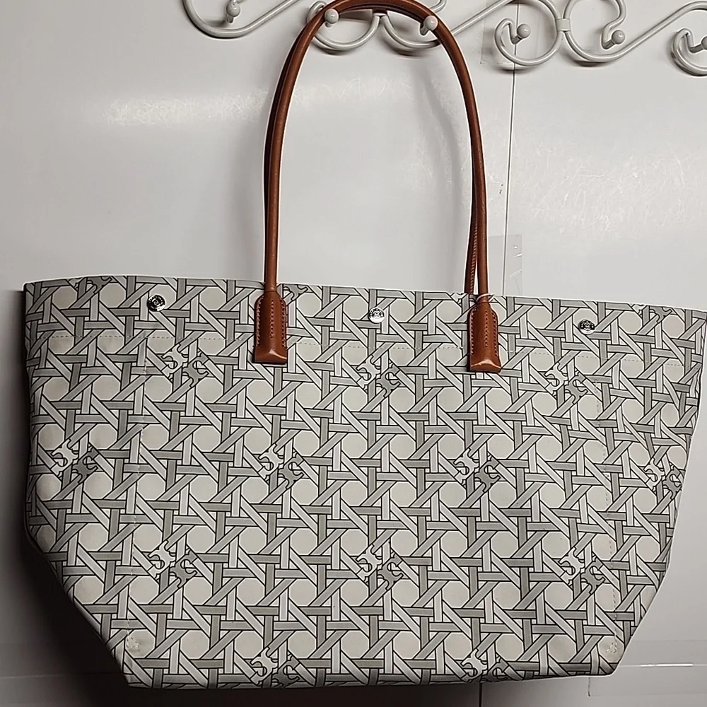 Tory Burch Signature Basketweave Print Cotton Canvas Tote NWT Retail Is $448 WOW - Picture 4 of 13